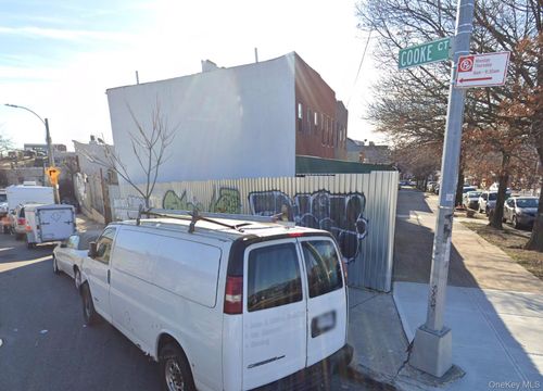 2072 Eastern Pkwy, Brooklyn, NY, 11207-1709 | Card Image