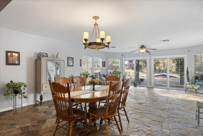 4203 Chaparral Ct, House other with 3 bedrooms, 2 bathrooms and null parking in Granbury TX | Image 14