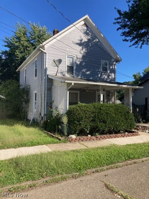 134 8th St Ne, New Philadelphia, OH, 44663-2961 | Card Image