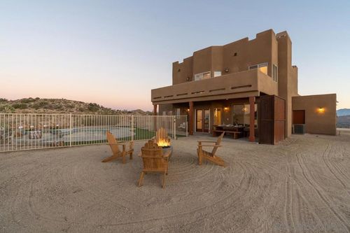 57388 Manzanita Dr, Yucca Valley, CA, 92284-7119 | Card Image