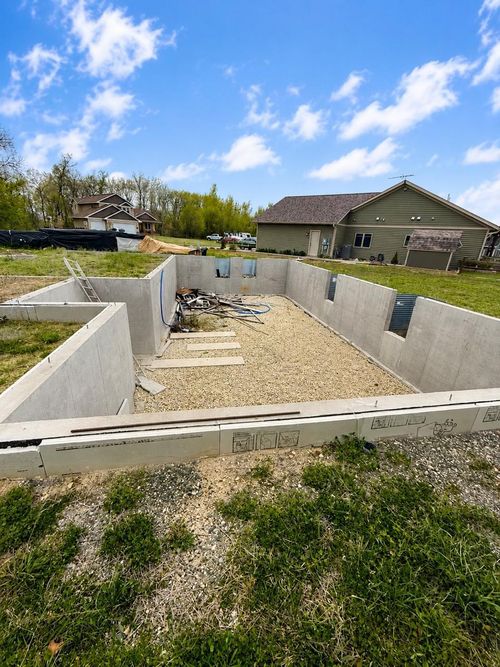 6667 Cedar Hills Dr, Cannon Falls, MN, 55009-4254 | Card Image