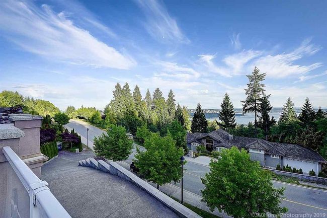 1625 Chippendale Road, House other with 4 bedrooms, 0 bathrooms and 2 parking in West Vancouver BC | Image 1