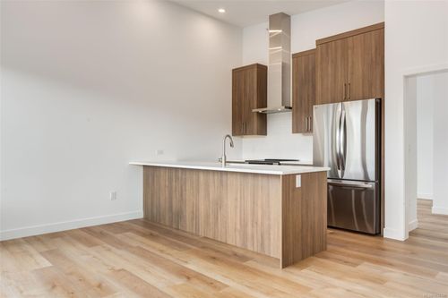 306-7181 Lantzville Rd, Lantzville, BC, V0R2H0 | Card Image