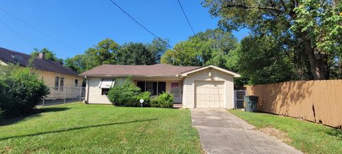 2310 Avenue D, Beaumont, TX, 77701-6949 | Card Image