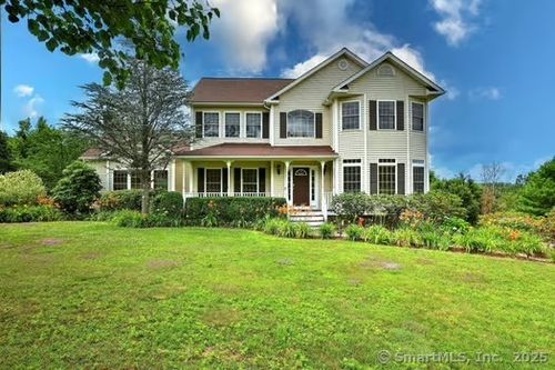 41 Mesa Dr, Bethany, CT, 06524-3093 | Card Image