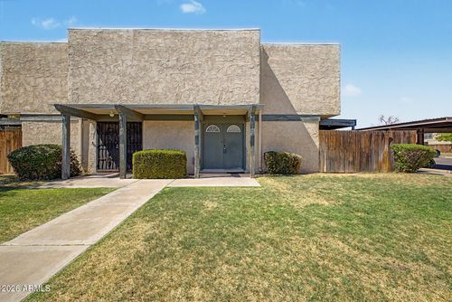 6048 W Golden Ln, Glendale, AZ, 85302-4556 | Card Image