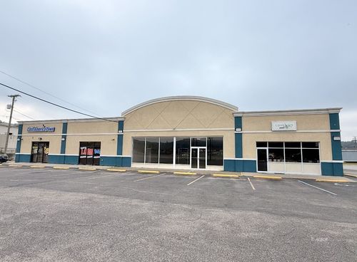 305 Upper River Rd, Gallipolis, OH, 45631-8020 | Card Image