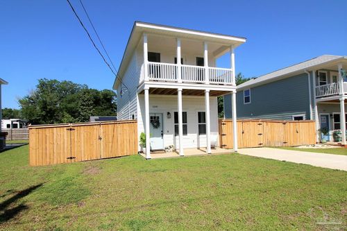 5245 Viking Rd, Pensacola, FL, 32507-9066 | Card Image