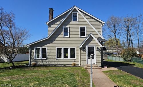 38 Prospect Ave, Pompton Plains, NJ, 07444-1335 | Card Image