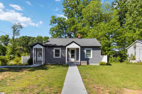 809 E Ferguson St, Clinton, SC, 29325-2425 | Card Image