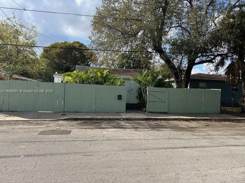 286 Nw 57th St, Miami, FL, 33127-1616 | Card Image