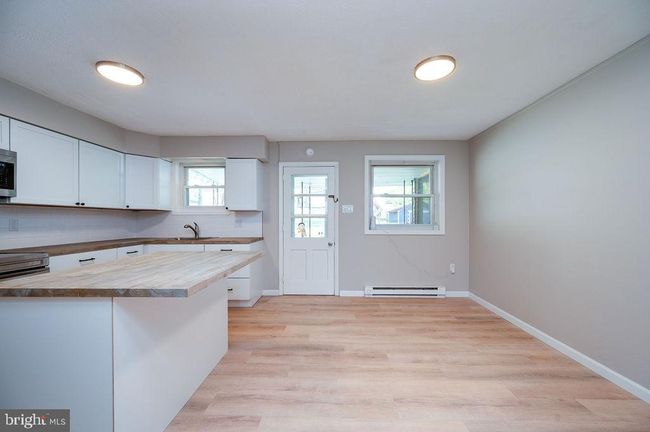 112 W Jackson St, Townhouse with 3 bedrooms, 1 bathrooms and null parking in FLEETWOOD PA | Image 11