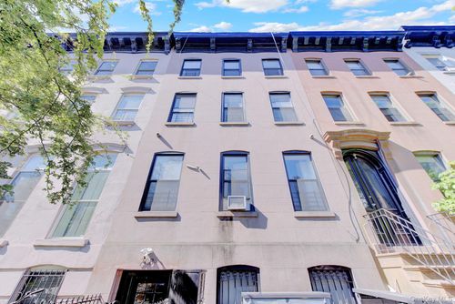 268 Dean St, Brooklyn, NY, 11217-1806 | Card Image
