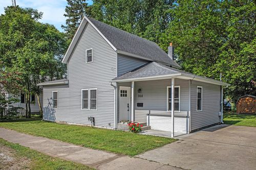 208 S East St, Hartford, MI, 49057-1321 | Card Image