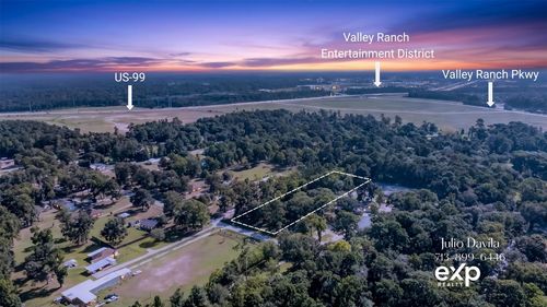 22181 Walnut Dr, Porter, TX, 77365-4162 | Card Image