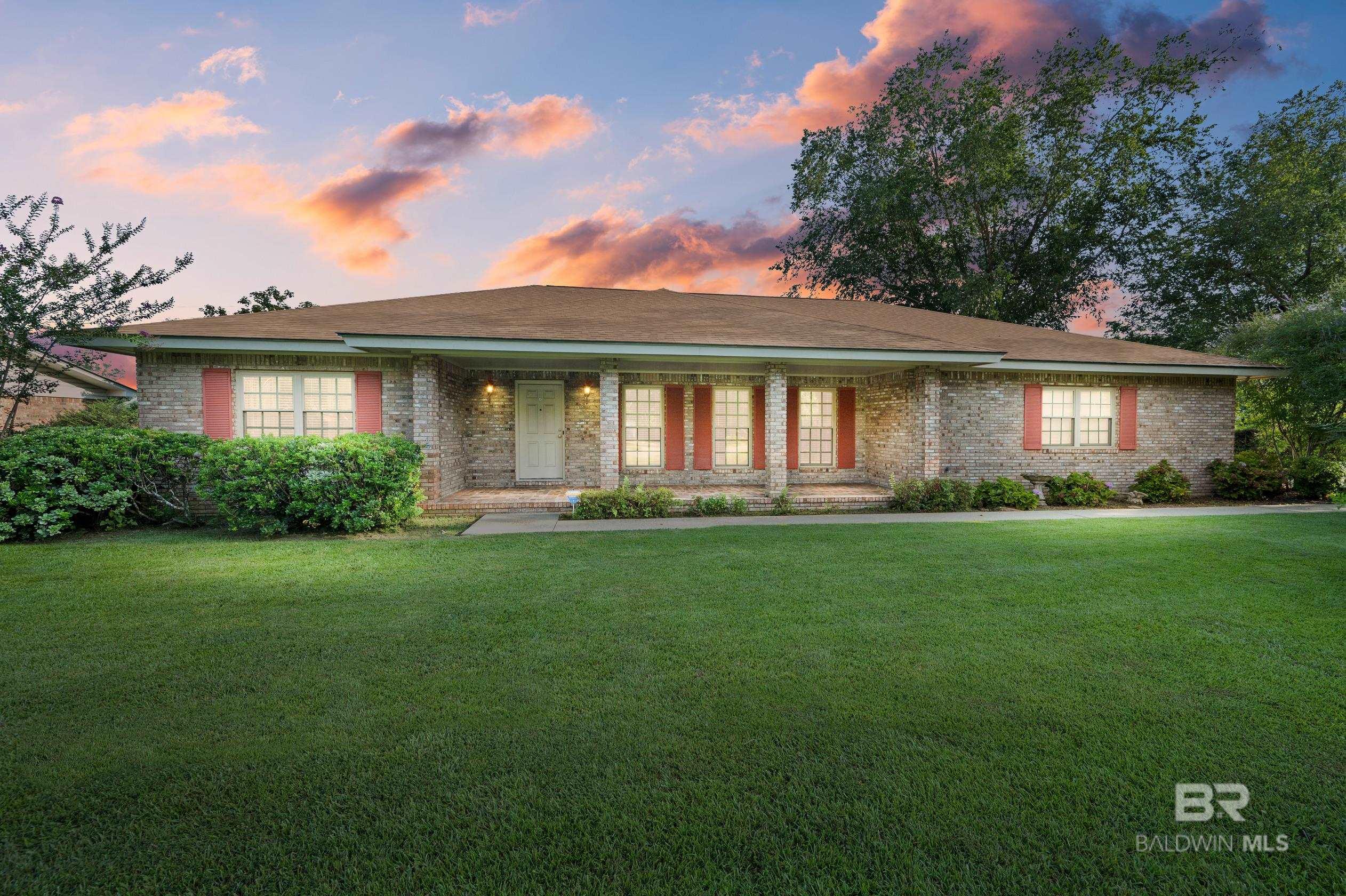 Palm Ave, Foley, AL 36535 #1