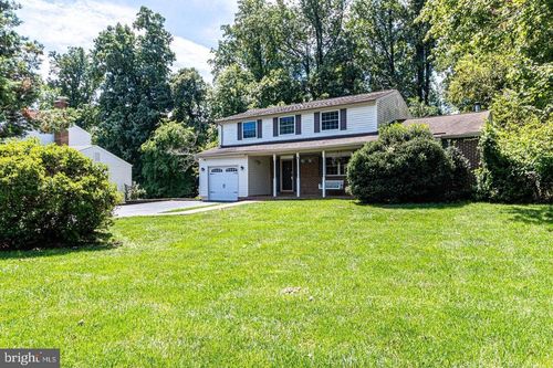 10507 Cavalcade St, GREAT FALLS, VA, 22066-2430 | Card Image