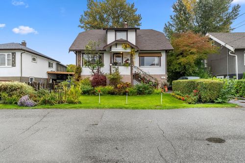 247 Wood St, New Westminster, BC, V3M5K5 | Card Image
