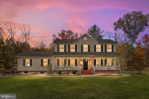 220 Oates Rd, STAR TANNERY, VA, 22654-2124 | Card Image