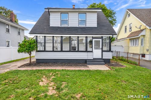 20 Oliver Ln, West Haven, CT, 06516-3725 | Card Image
