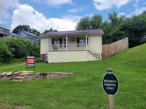 509 Riverview Ave, Fries, VA, 24330 | Card Image