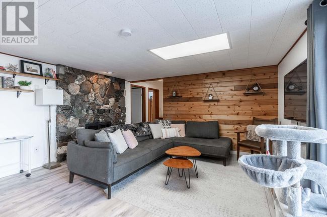 396 Gleneagles Dr, House other with 4 bedrooms, 2 bathrooms and 2 parking in Kamloops BC | Image 28
