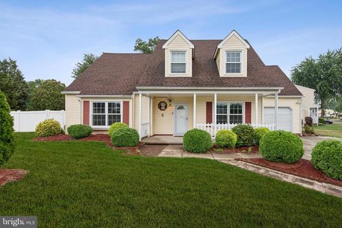 2 Fraser Rd, BLACKWOOD, NJ, 08012-4528 | Card Image