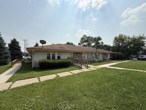 447 Merton Avenue, Hartland, WI, 53029 | Card Image