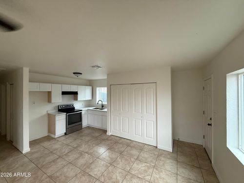 2325 E Roosevelt Street, Phoenix, AZ, 85006 | Card Image