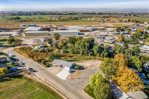 905 & 908 Verina Cir, Parma, ID, 83660 | Card Image