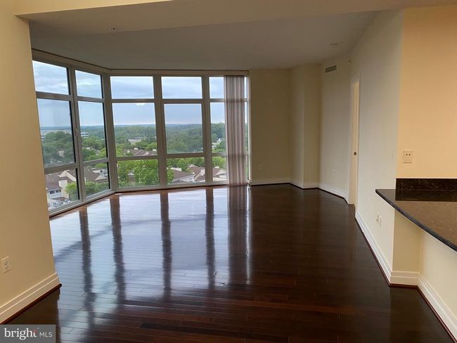 APT-1017 - 8220 Crestwood Heights Dr, Condo with 2 bedrooms, 2 bathrooms and null parking in MCLEAN VA | Image 40