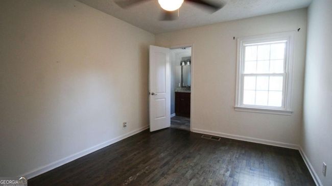 4681 City View Dr, House other with 3 bedrooms, 2 bathrooms and null parking in Forest Park GA | Image 5