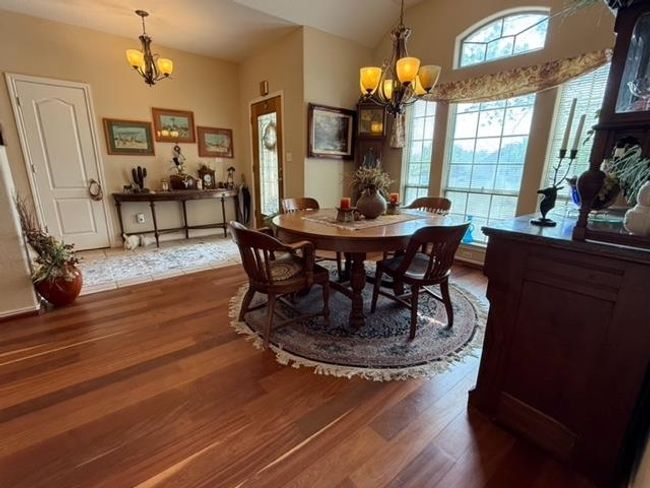 112 Penguin St, House other with 3 bedrooms, 2 bathrooms and null parking in Highland Haven TX | Image 5