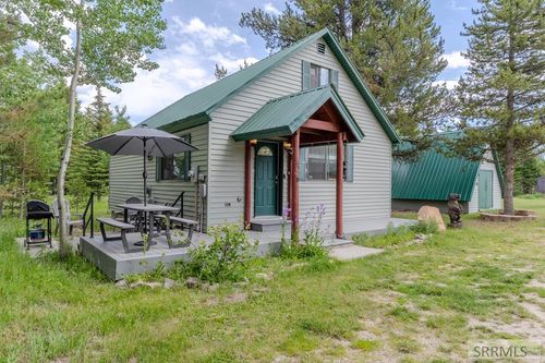 4778 Oak Dr, Island Park, ID, 83429 | Card Image