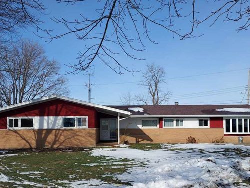 34 Walnut Cir, Tuscola, IL, 61953-2030 | Card Image