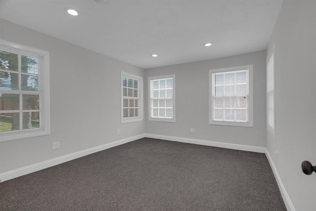 3743 Erie St, House other with 2 bedrooms, 2 bathrooms and null parking in Houston TX | Image 12