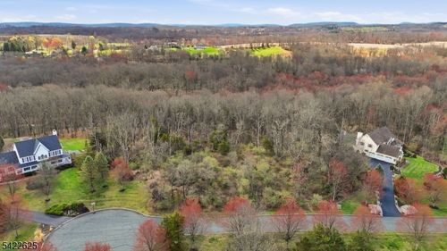 18 Meadow Ridge Rd, Columbia, NJ, 07832-2445 | Card Image