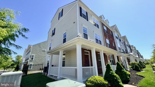 3744 Green St, CLAYMONT, DE, 19703-2064 | Card Image