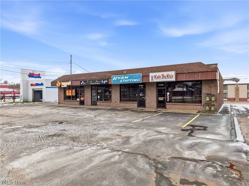 3950 Belmont, Youngstown, OH, 44505 | Card Image