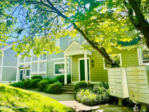 10 Lake Ave, Louisville, KY, 40206 | Card Image