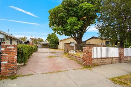 12985 Kagel Canyon St, Pacoima, CA, 91331-3215 | Card Image