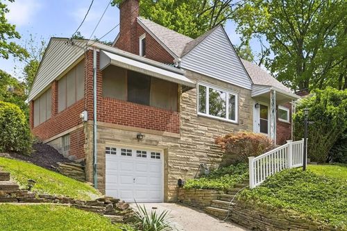 167 Woodland Dr, Pleasant Hills, PA, 15236-4115 | Card Image