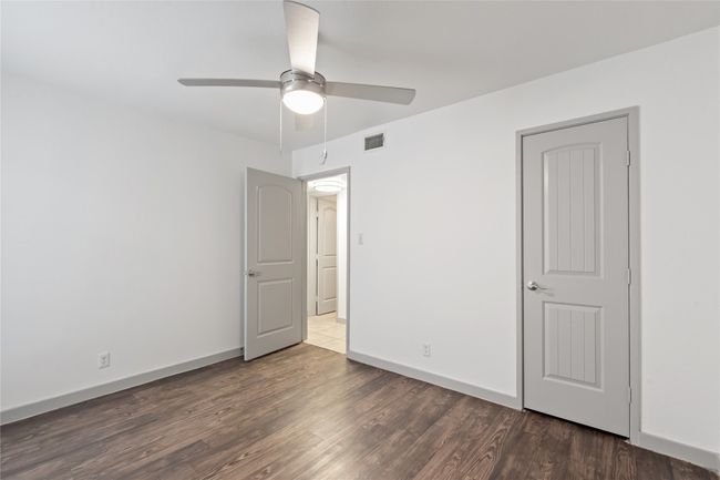 APT-108 - 1301 W Ben White Blvd, Condo with 2 bedrooms, 1 bathrooms and 1 parking in Austin TX | Image 19