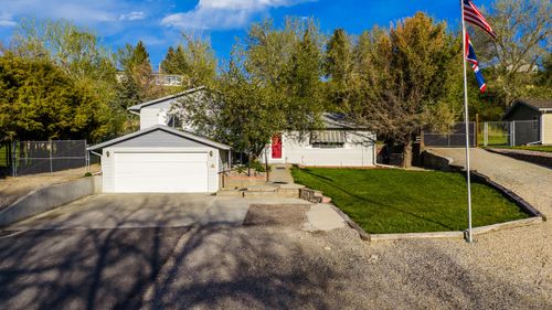 70 Upper Clear Creek Rd, Buffalo, WY, 82834-9645 | Card Image