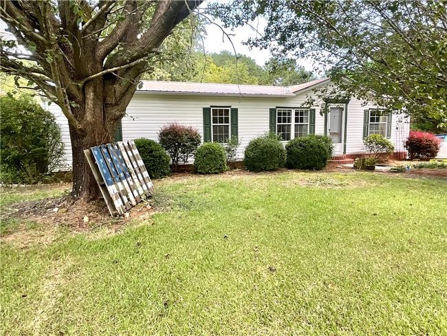 1151 Stribling Shoals Rd, House other with 3 bedrooms, 2 bathrooms and null parking in Walhalla SC | Image 4