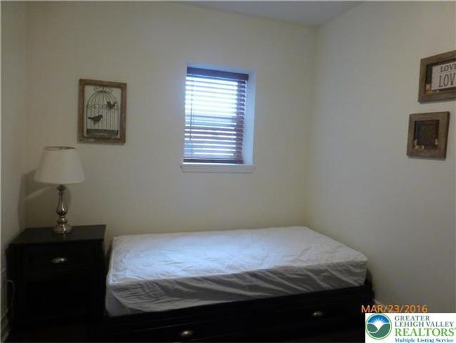 3A - 108 S Main St, Condo with 2 bedrooms, 1 bathrooms and null parking in Alburtis PA | Image 10