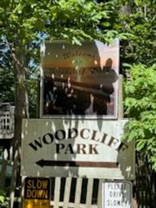 41 Woodcliff Trl, Calverton, NY, 11933-1249 | Card Image