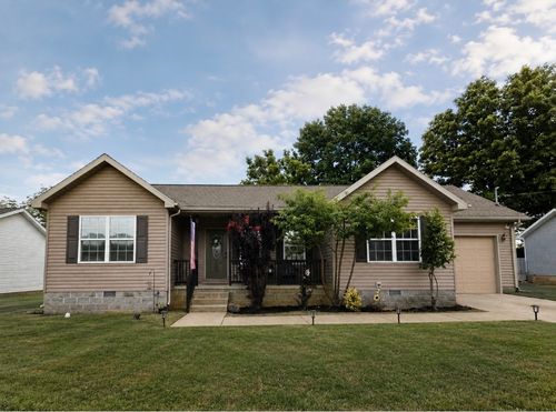112 Lee Ln, Hopkinsville, KY, 42240-2578 | Card Image
