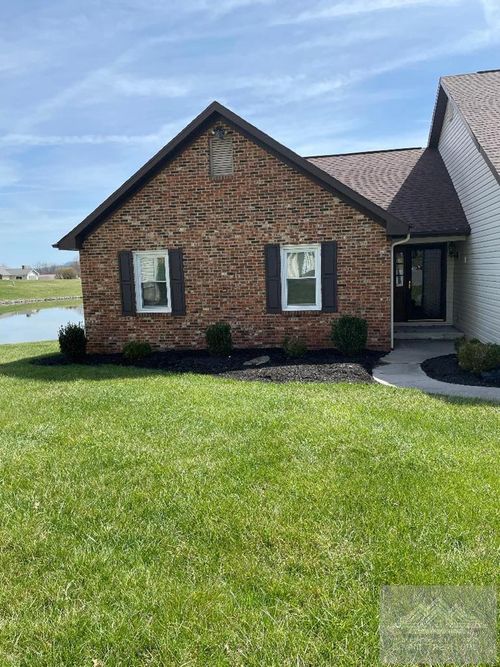 114 Ovenbird, Princeton, WV, 24740 | Card Image