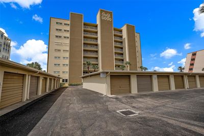 304 - 5000 Gulf Boulevard, Condo with 2 bedrooms, 2 bathrooms and null parking in St Pete Beach FL | Image 3